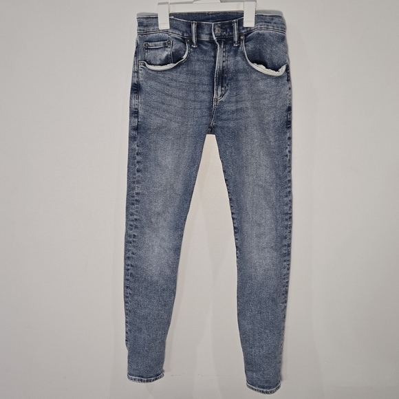 GAP Other - GAP Sz 31/32 Skinny GapFlex Max Jeans - Light Blue Denim